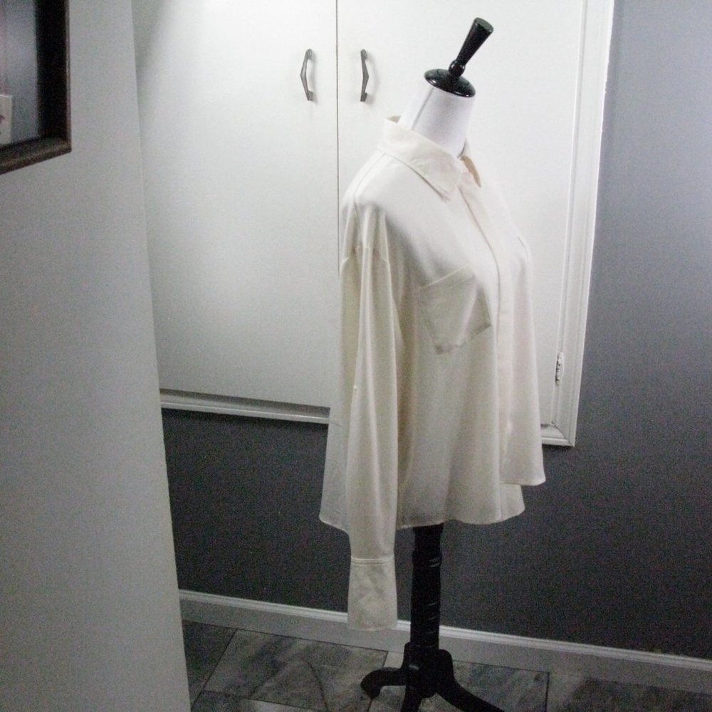 Apt. 9 Cream Polyester/Knit Button Front Long Sle… - image 4